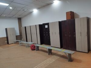 ARCHIVADORES METÁLICOS Y DE MADERA